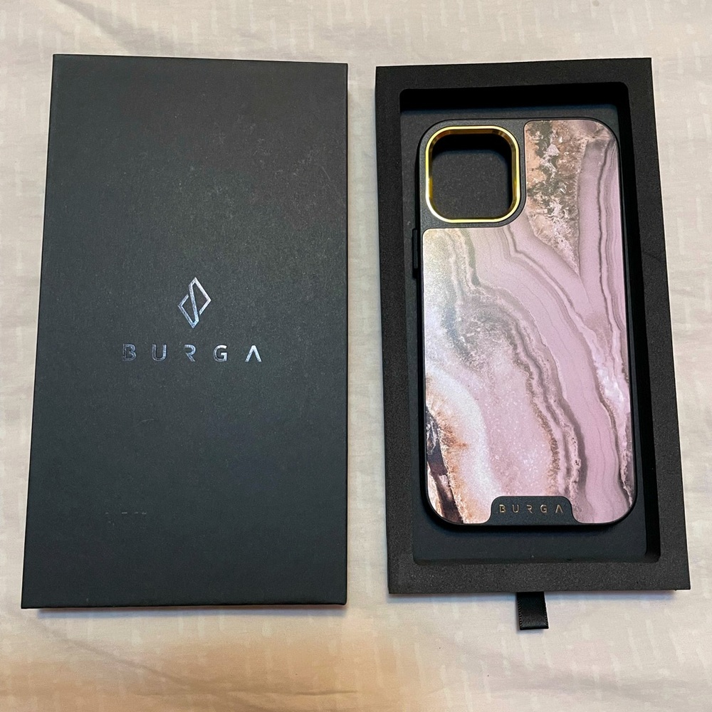 Burga iPhone 12 Pro Elite Dark in Golden Taupe